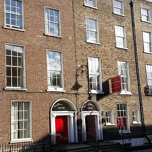 3* Гостевой дом Hazelbrook House